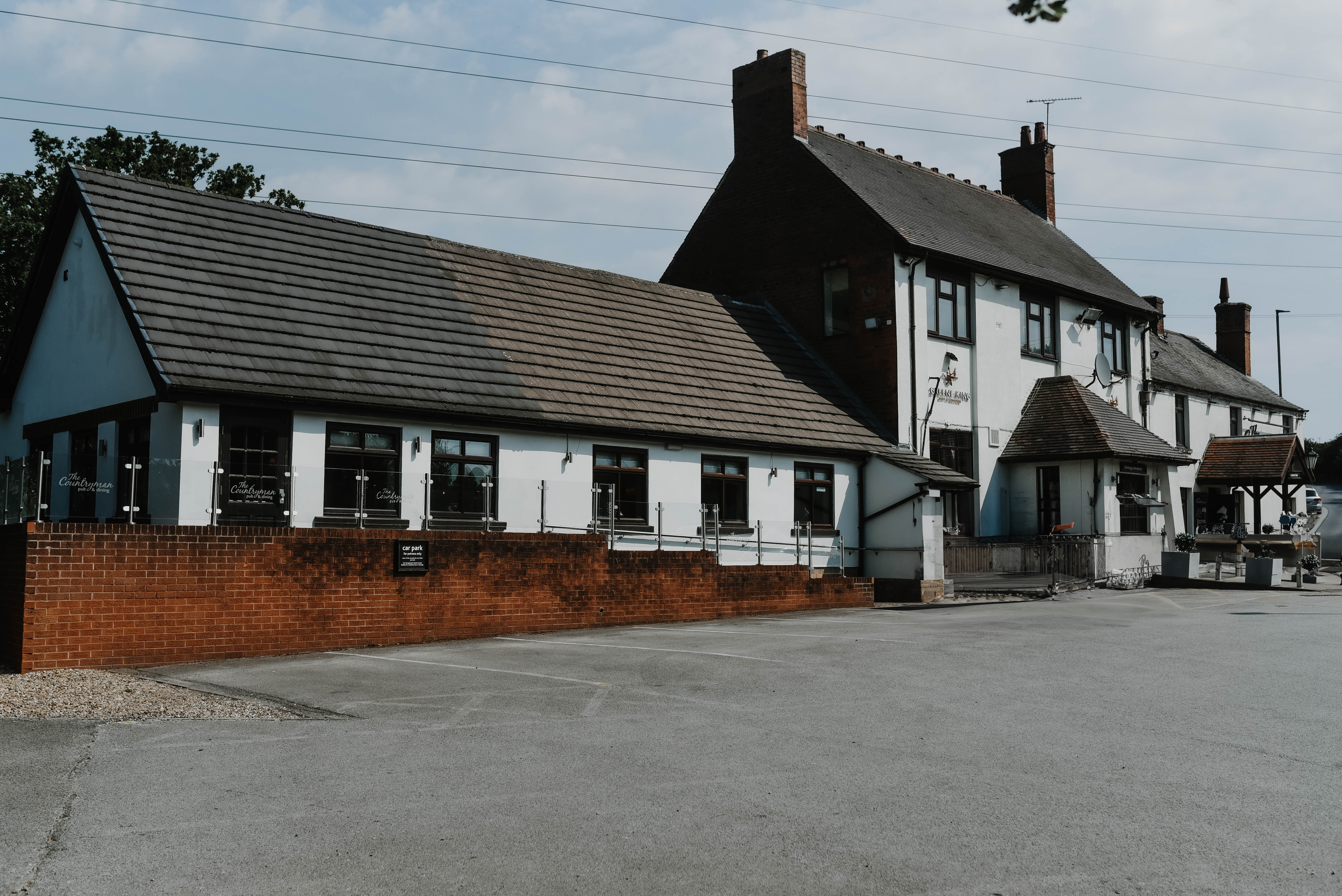 The Countryman pub views